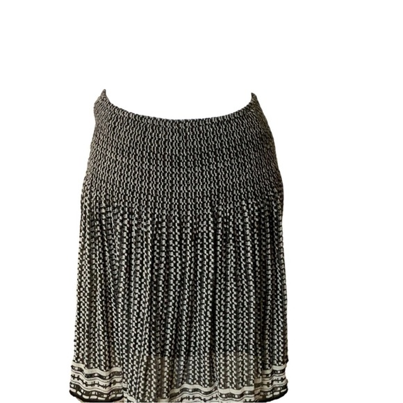 Max Studio Midi Skirt - Picture 2 of 9